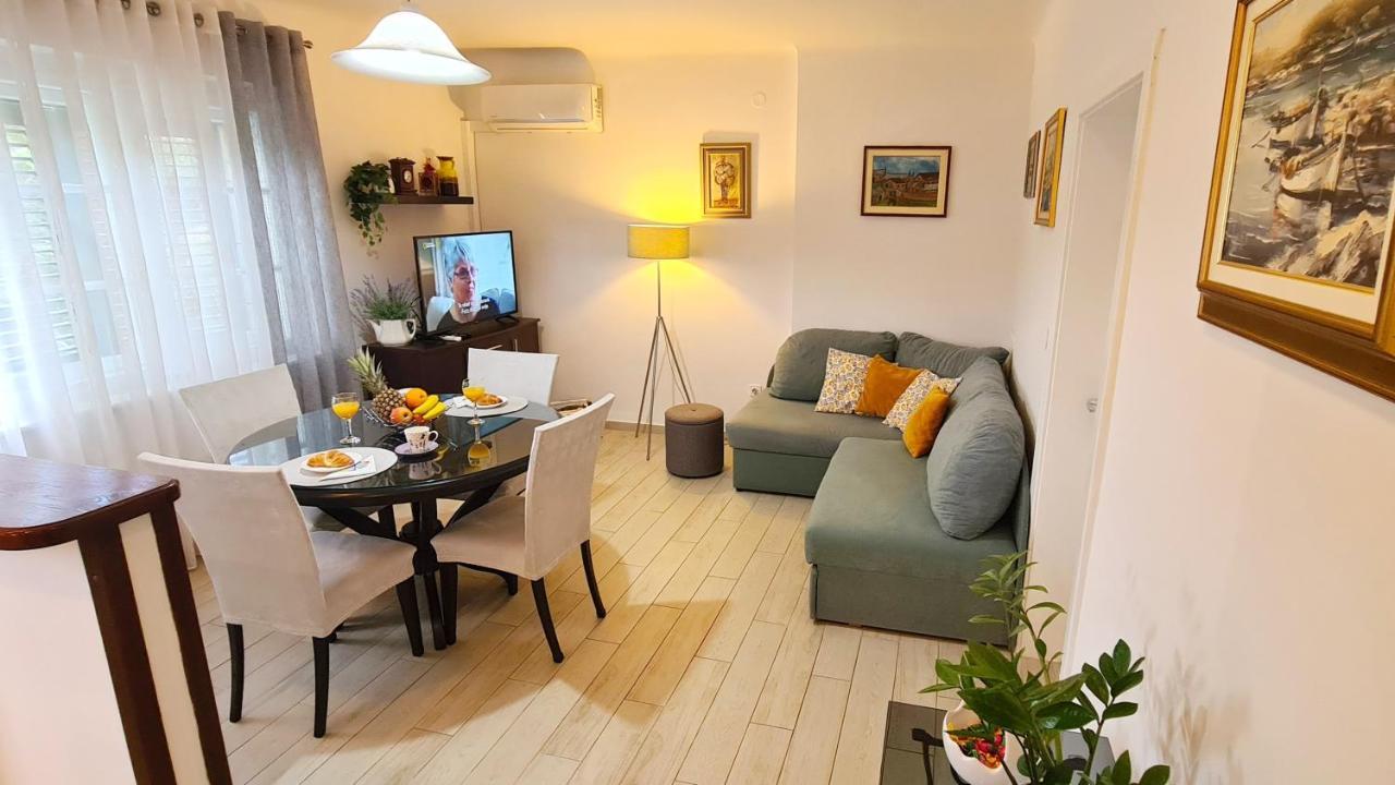 Apartment Sara Poljud 스플리트 외부 사진