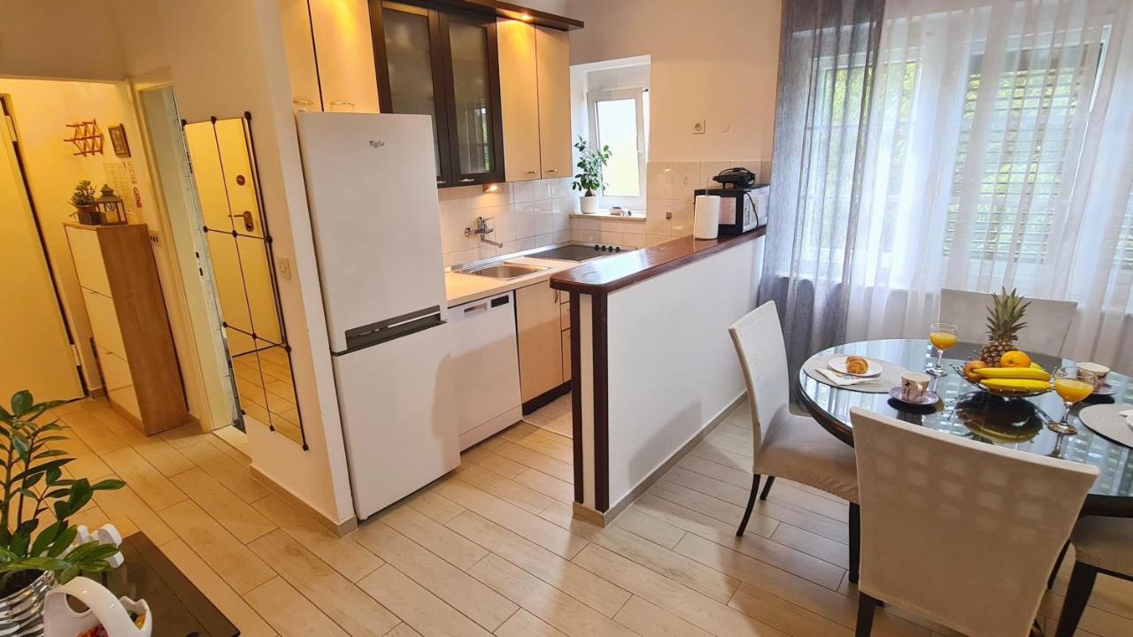Apartment Sara Poljud 스플리트 외부 사진