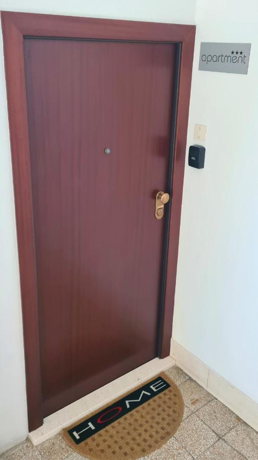 Apartment Sara Poljud 스플리트 외부 사진