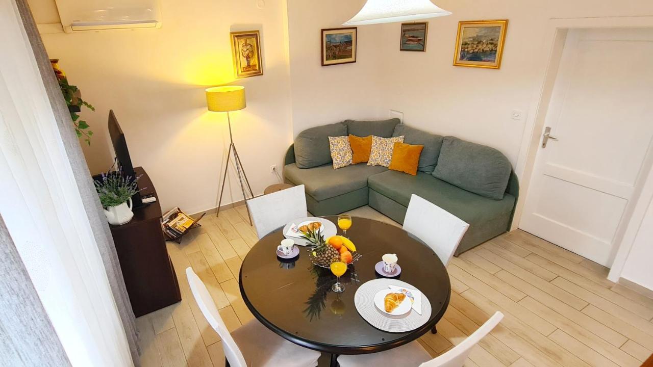 Apartment Sara Poljud 스플리트 외부 사진